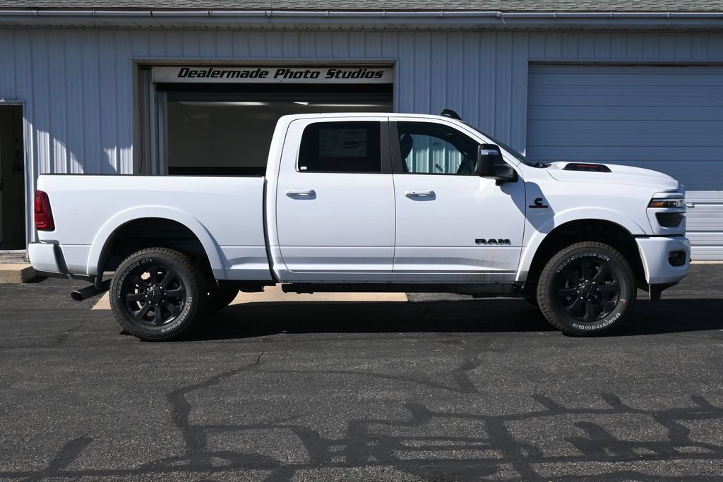 New 2027 RAM 2500 Laramie AWD/4WD image 3