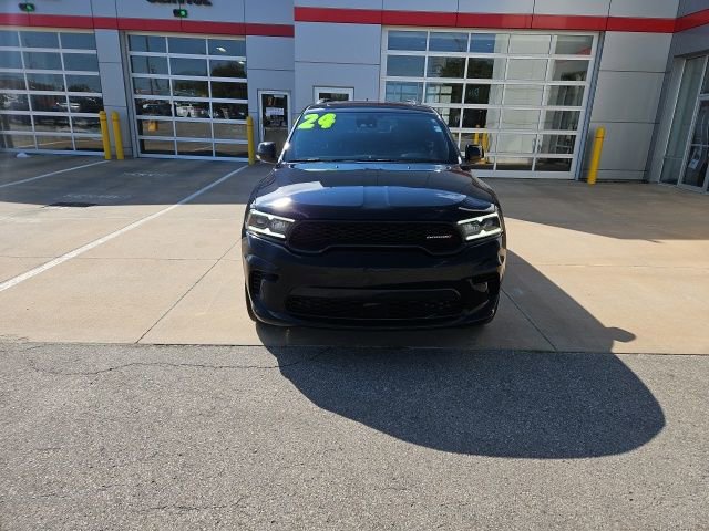 Used 2024 Dodge Durango GT image 2