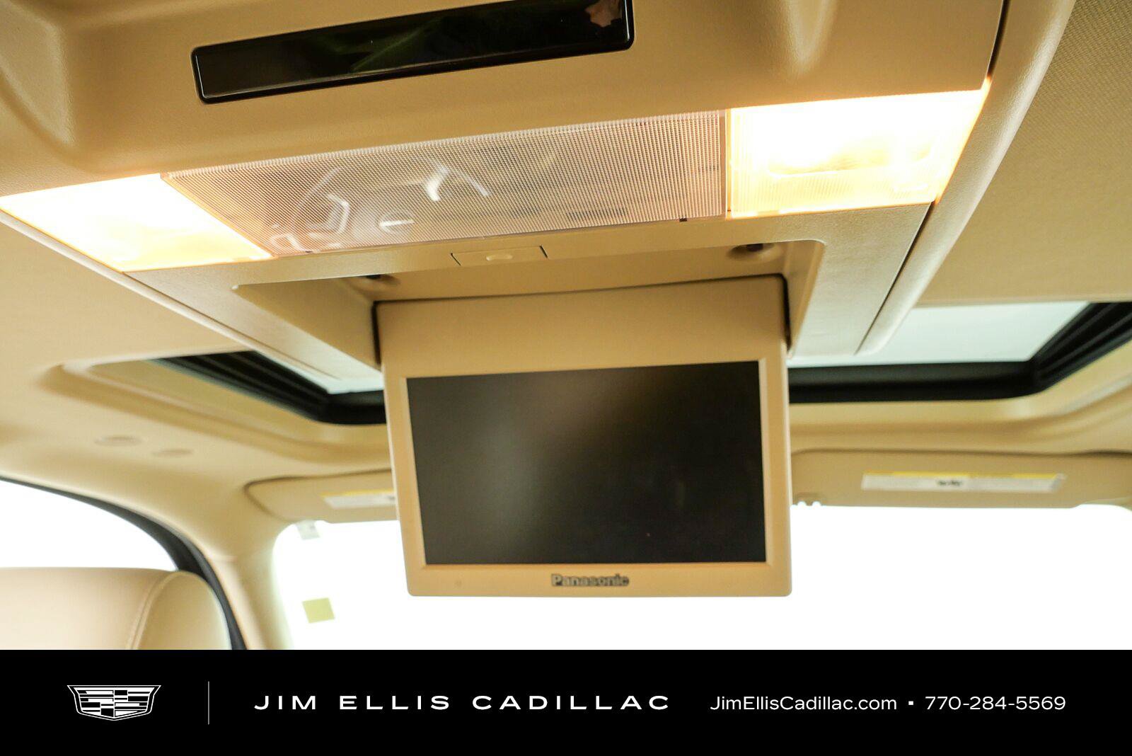 Used 2014 GMC Yukon XL Denali RWD image 19
