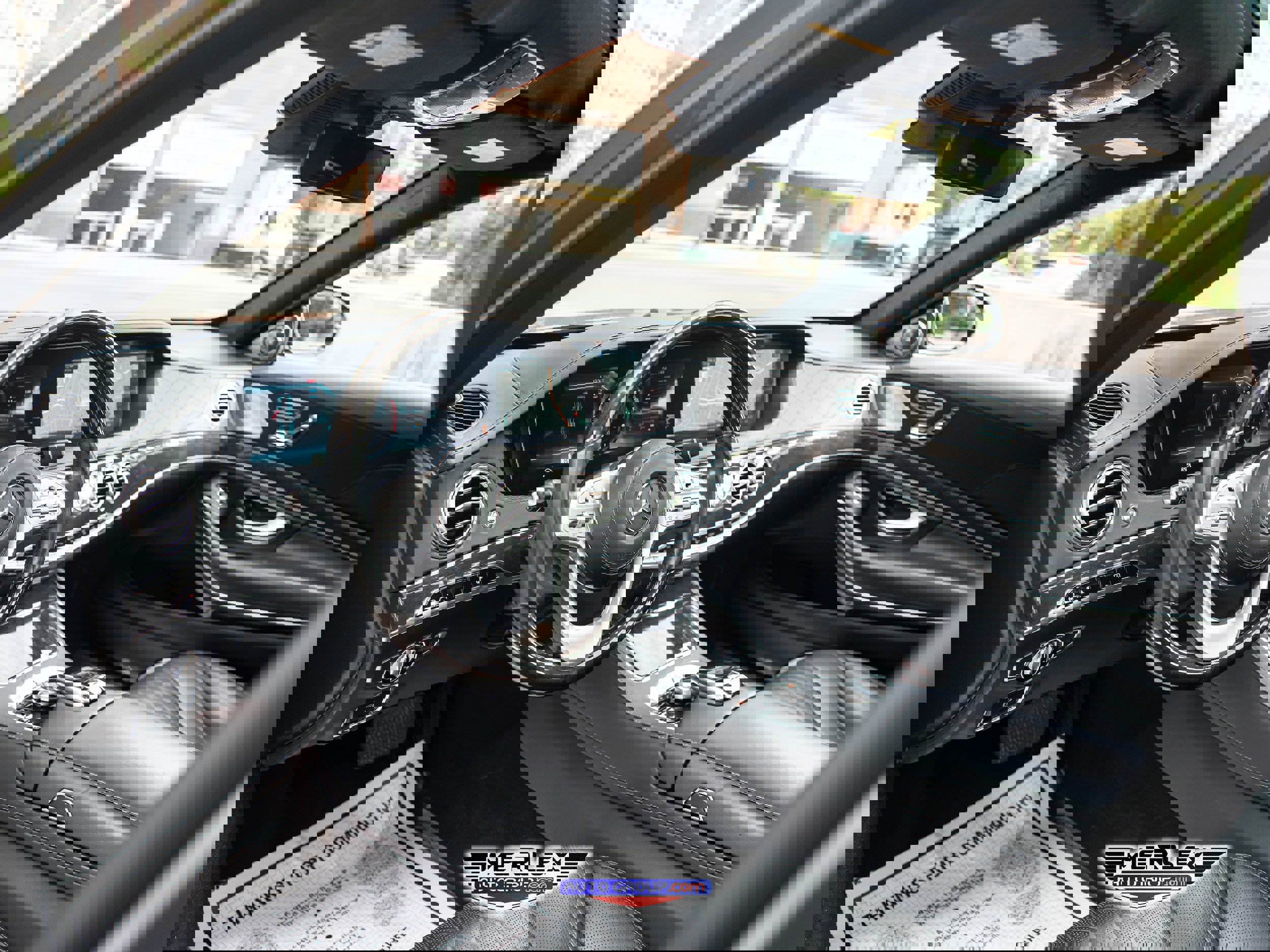 Used 2019 Mercedes-Benz S 560 4MATIC Sedan w/ Premium Package image 11