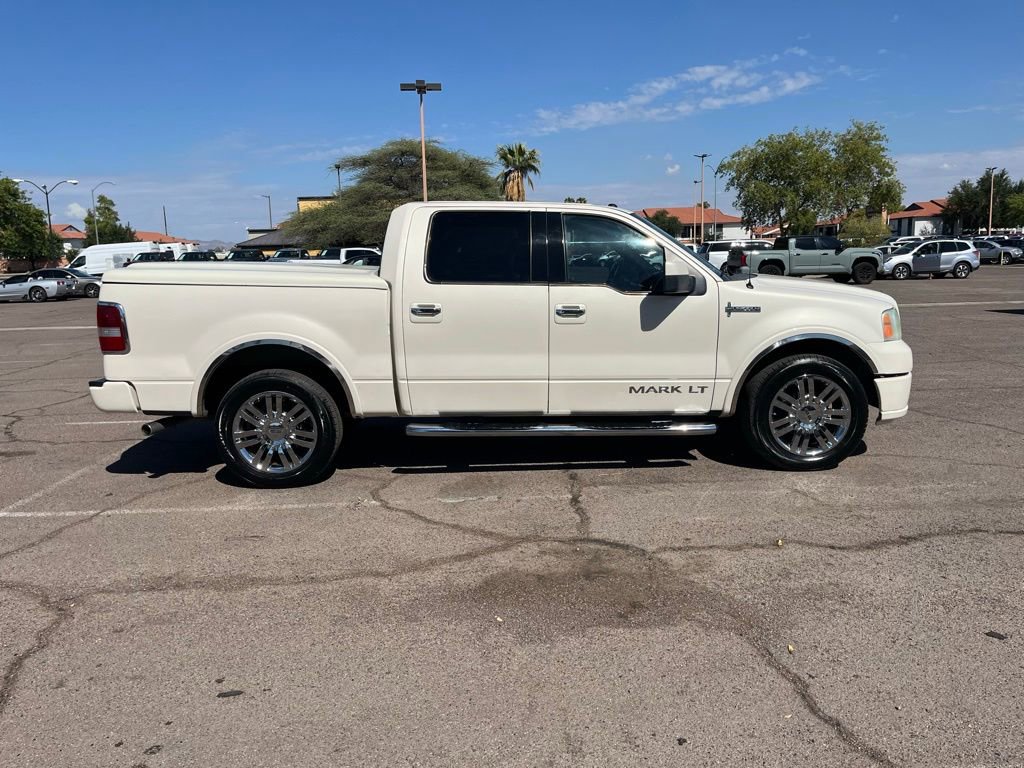 Used 2008 Lincoln Mark LT 2WD image 10