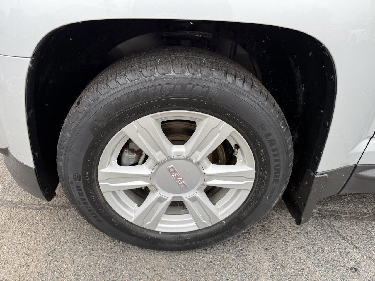 Used 2015 GMC Terrain SLE image 28