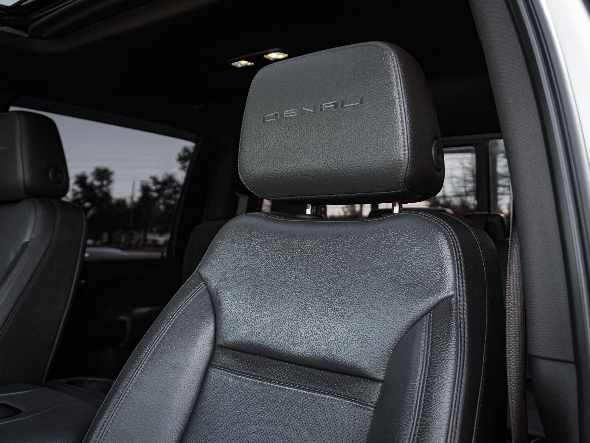 Used 2021 GMC Sierra 2500 Denali w/ Denali Ultimate Package image 19