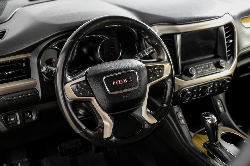 Used 2019 GMC Acadia Denali AWD/4WD image 12