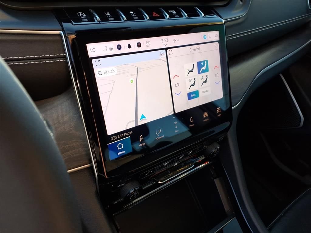 Used 2023 Jeep Grand Cherokee Limited w/ Luxury Tech Group II image 56