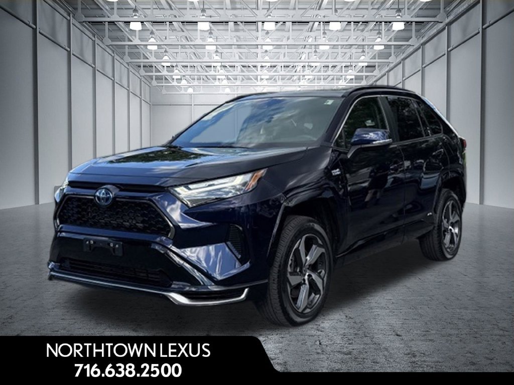 Used 2024 Toyota RAV4 SE w/ Weather & Moonroof Package