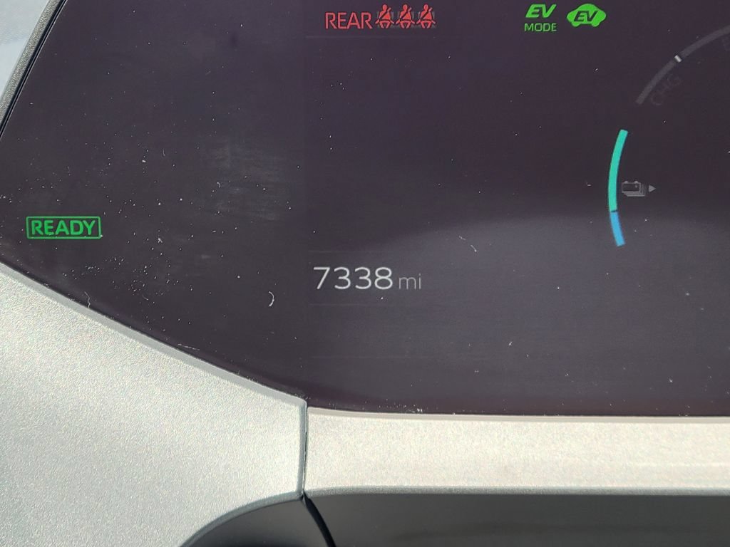 Used 2025 Toyota Prius Plug-In Hybrid w/ Limited Premium Package FWD image 7