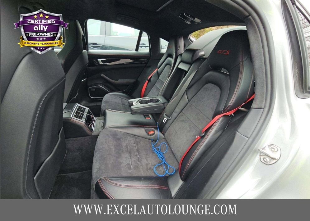 Used 2019 Porsche Panamera GTS image 7