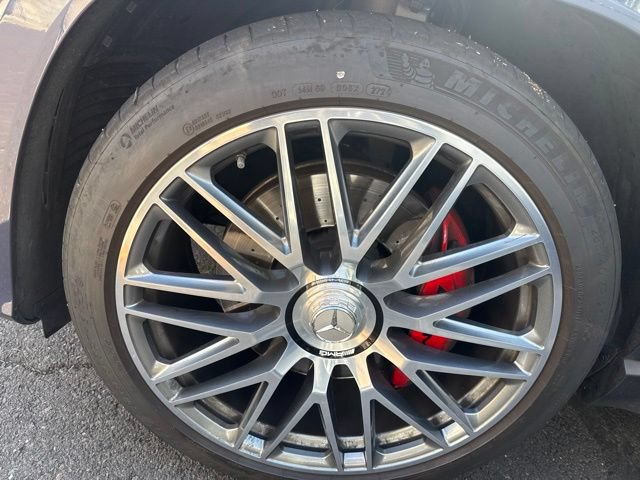 Used 2025 Mercedes-Benz GLS 63 AMG 4MATIC image 9