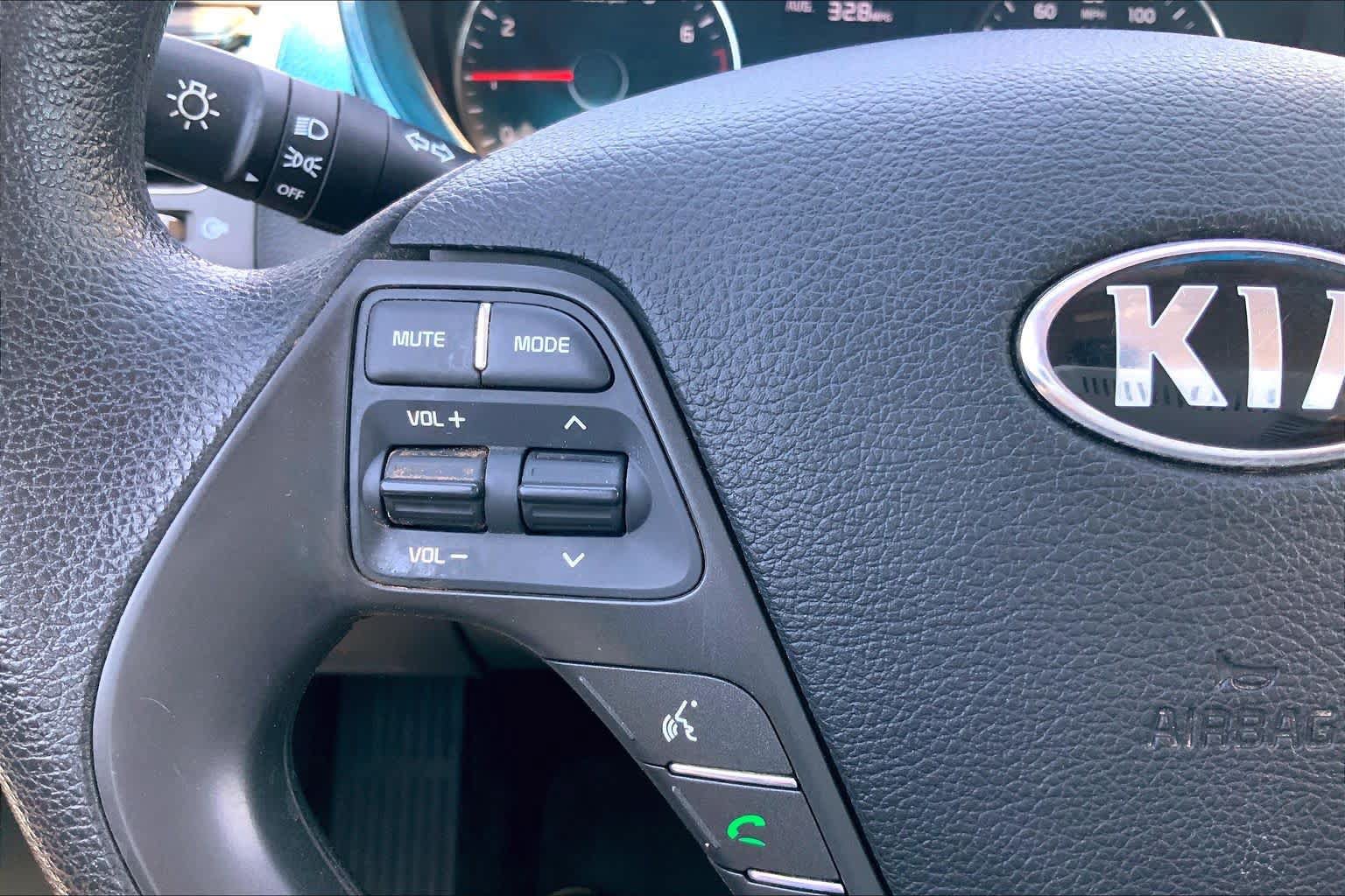 Used 2018 Kia Forte LX FWD image 23