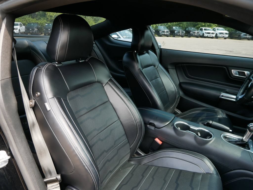 Used 2019 Ford Mustang GT Premium w/ GT Performance Package RWD image 12