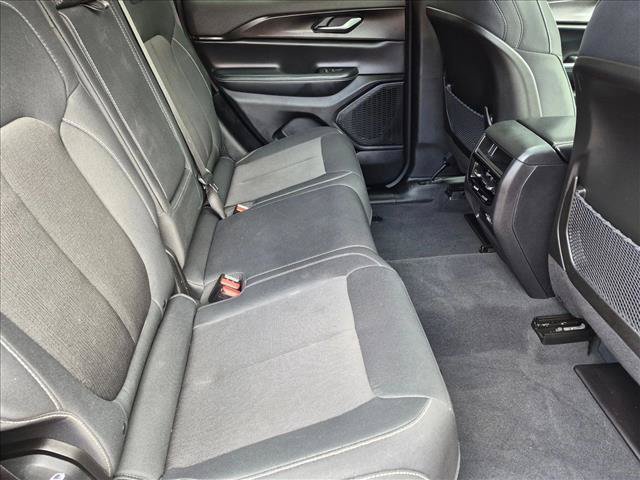 Used 2023 Jeep Grand Cherokee Laredo w/ Trailer Tow Prep Group (B) AWD/4WD image 23