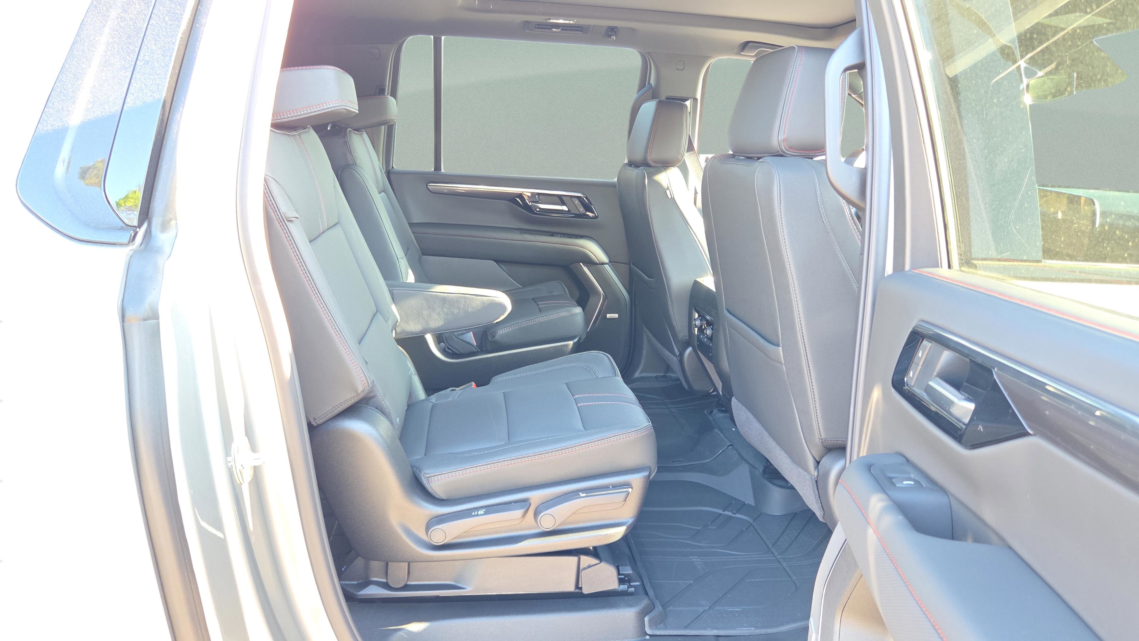 New 2026 Chevrolet Suburban RST w/ Comfort Package image 26