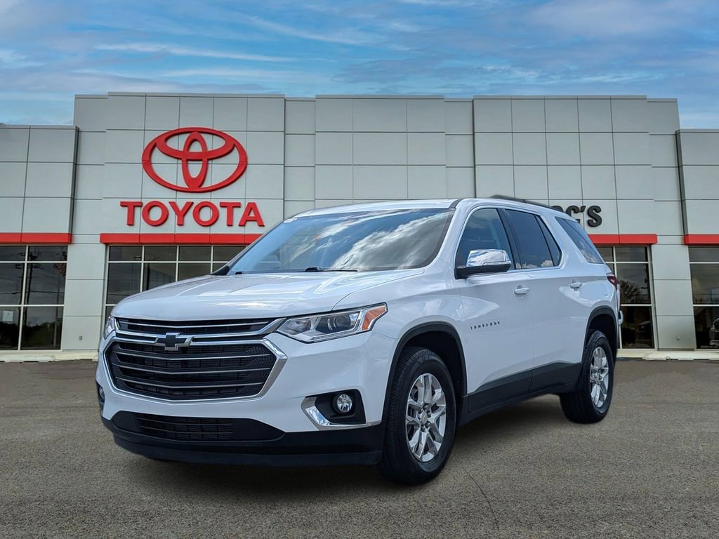 Used 2021 Chevrolet Traverse LT w/ LPO, Floor Liner Package