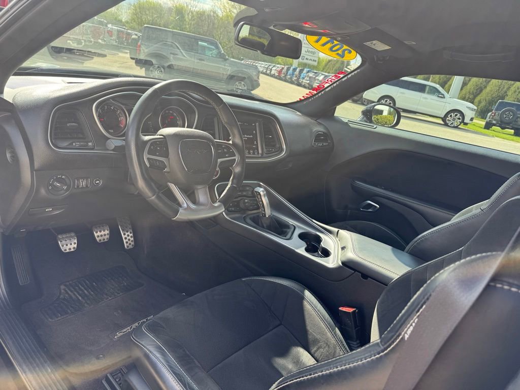 Used 2017 Dodge Challenger SRT w/ Technology Group RWD image 6