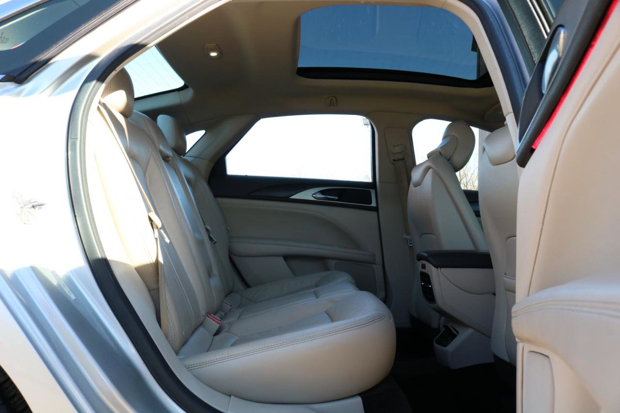 Used 2017 Lincoln MKZ Reserve w/ Technology Package image 43