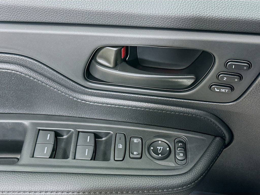 Used 2026 Honda Odyssey Sport-L image 21