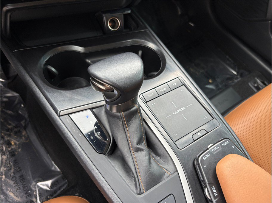 Used 2021 Lexus UX 250h w/ Premium Package AWD/4WD image 35
