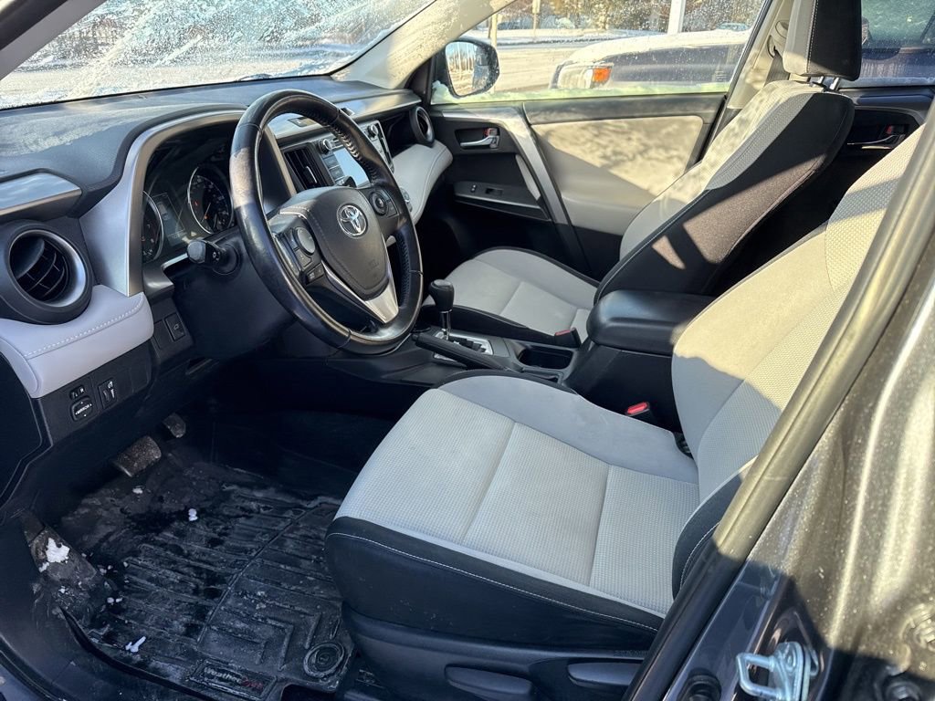 Used 2016 Toyota RAV4 XLE image 13