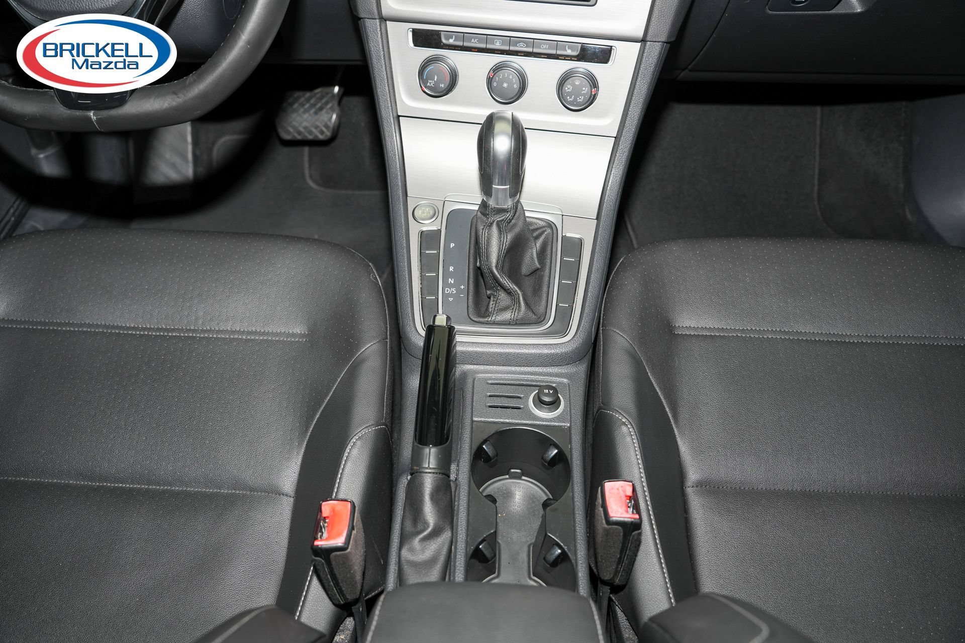 Used 2016 Volkswagen Golf SE FWD image 27