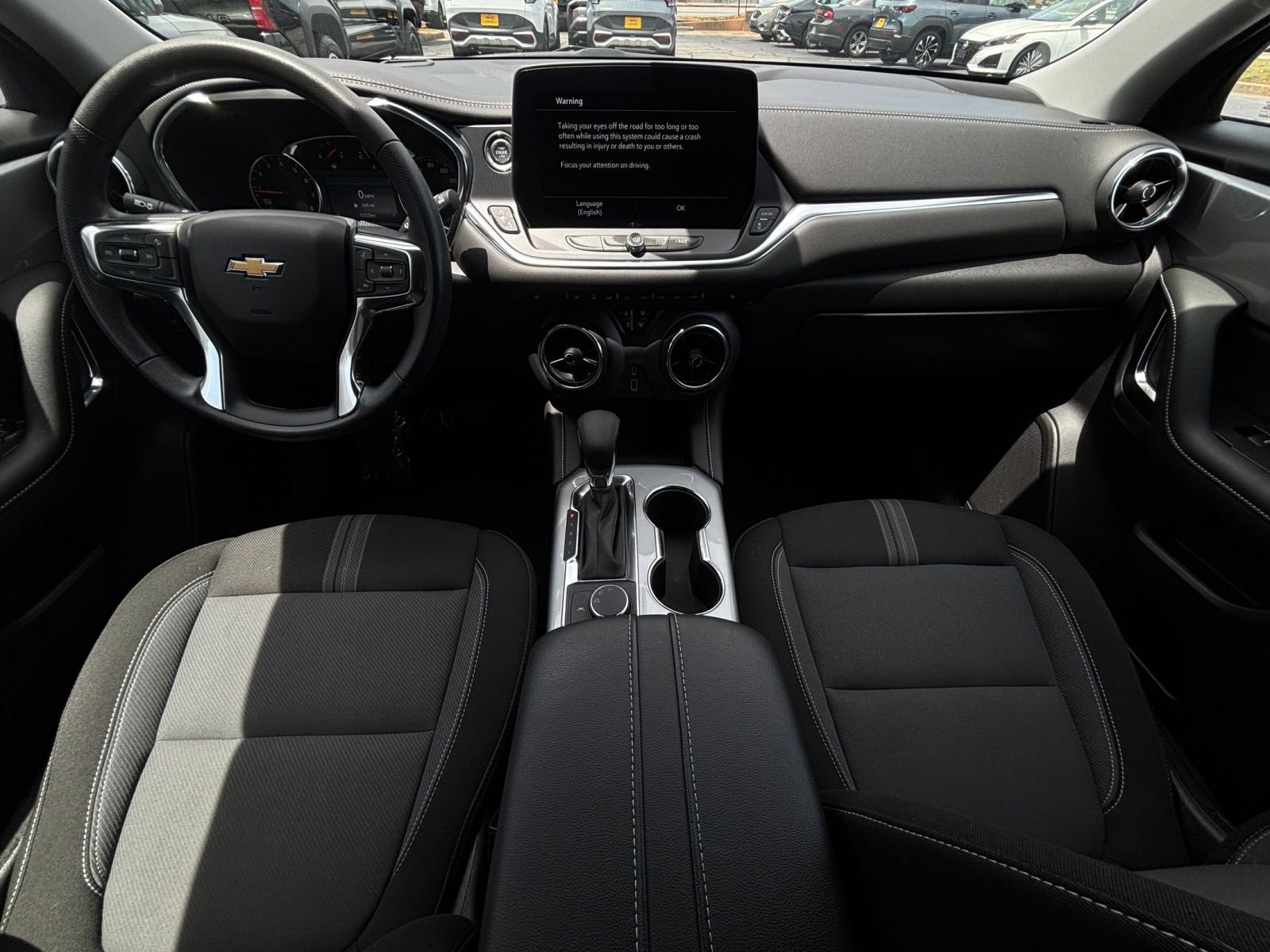 Used 2025 Chevrolet Blazer LT FWD image 35