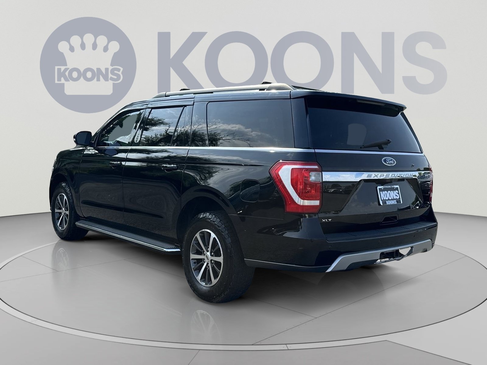 Used 2020 Ford Expedition Max XLT w/ Equipment Group 202A AWD/4WD image 8