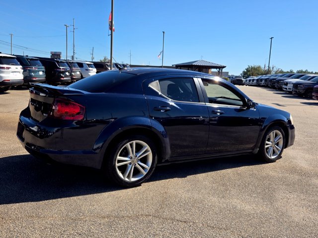 Used 2014 Dodge Avenger SXT w/ Rallye Appearance Group FWD image 14