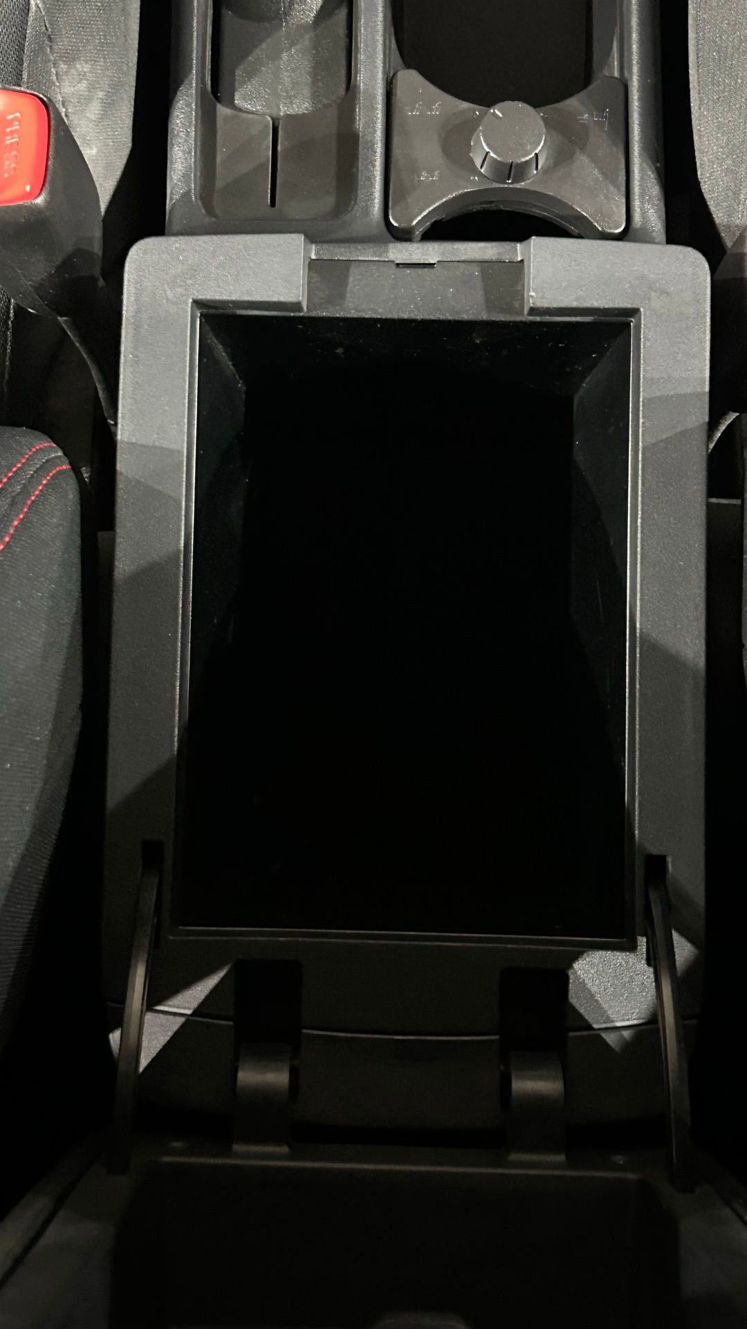 Used 2008 Nissan Sentra SE-R w/ Sunroof Pkg FWD image 65