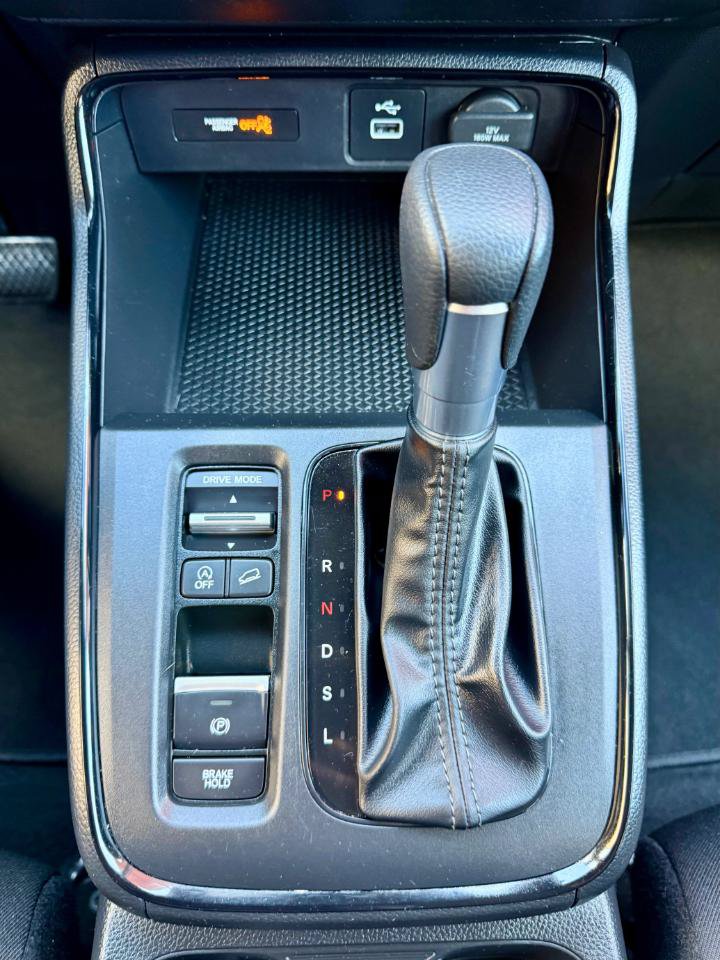 Used 2025 Honda CR-V LX image 26