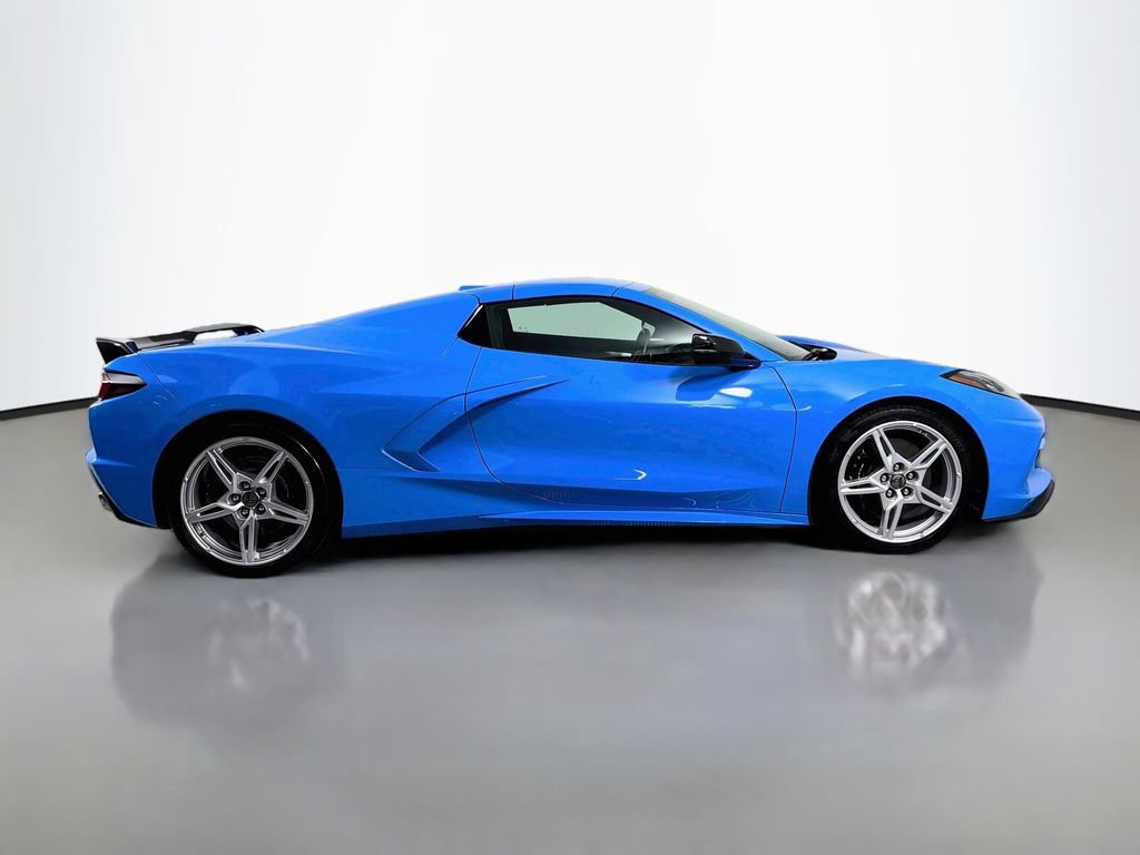 Used 2023 Chevrolet Corvette Stingray Preferred Conv w/ Z51 Performance Package RWD image 4