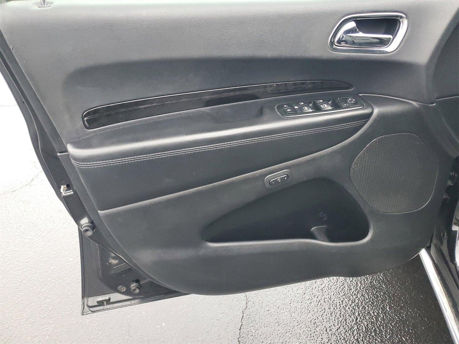 Used 2015 Dodge Durango Limited image 8