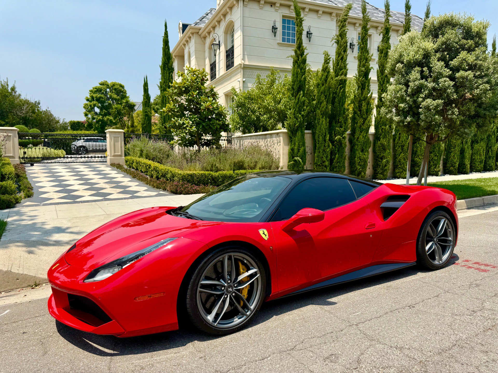 Used 2016 Ferrari 488 GTB video 2