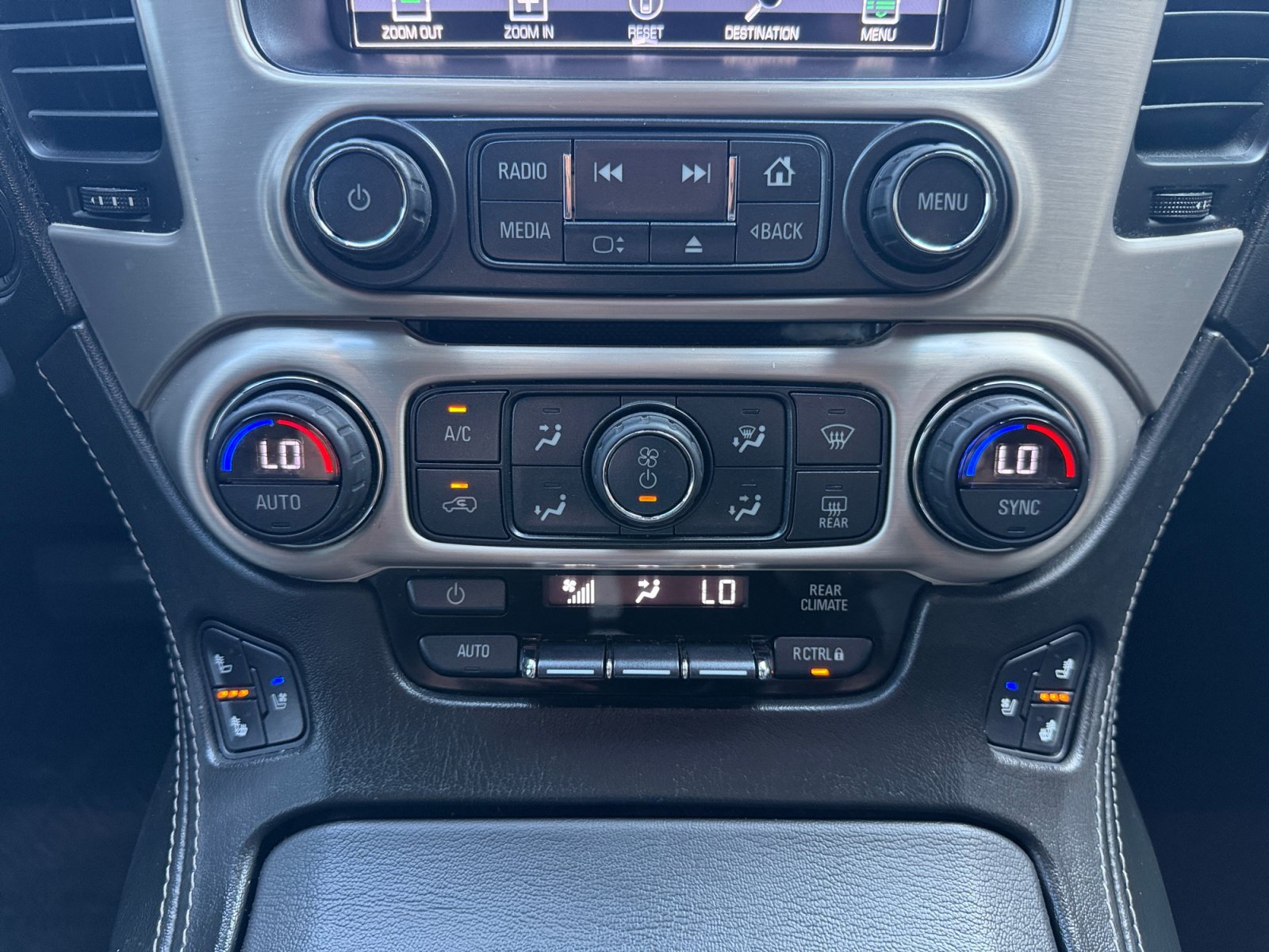 Used 2018 GMC Yukon Denali RWD image 17