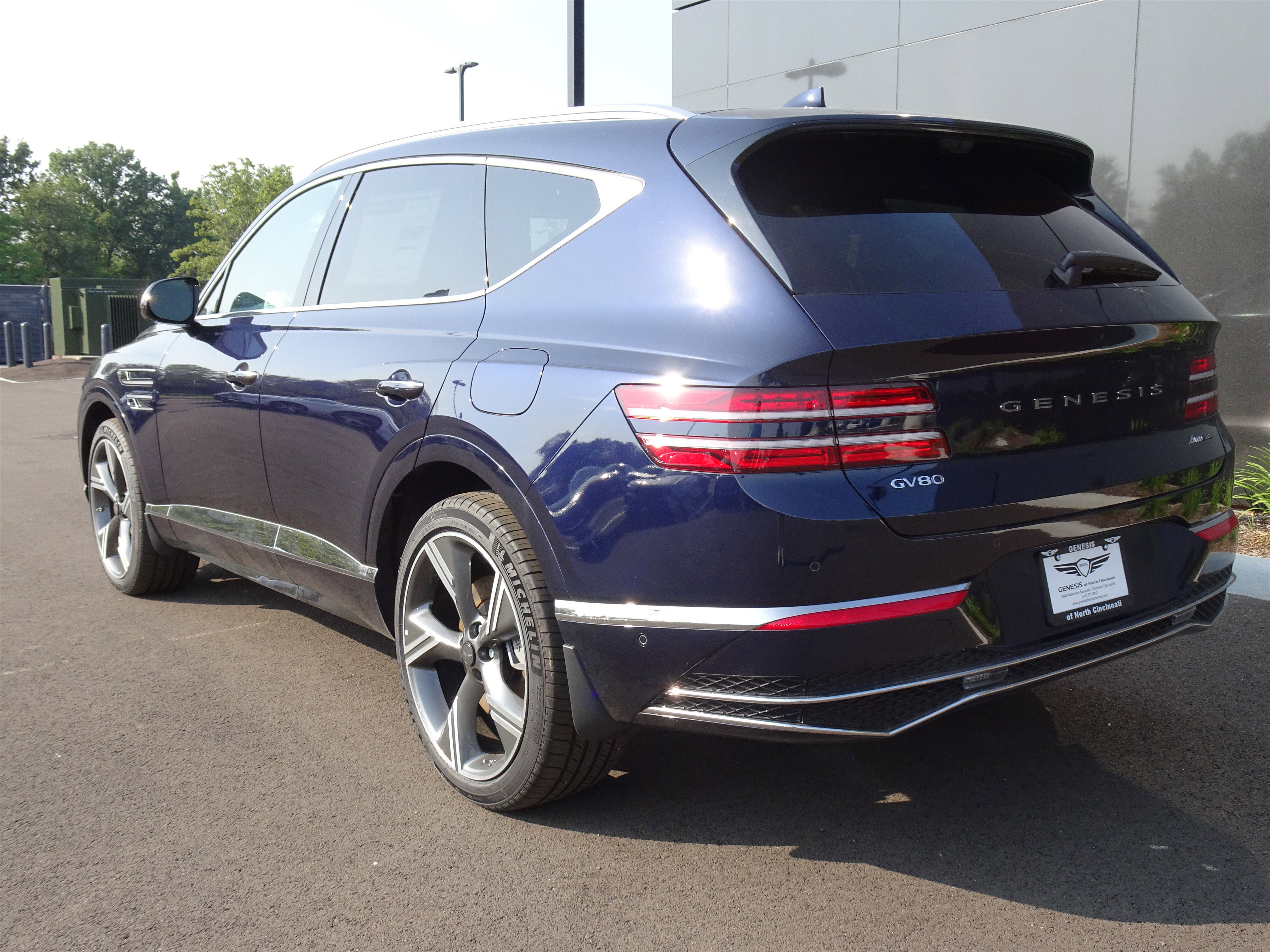 New 2025 Genesis GV80 3.5T Prestige image 3