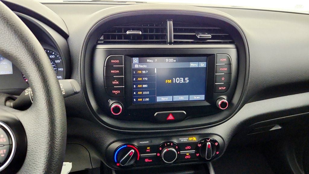 Used 2020 Kia Soul S FWD image 18