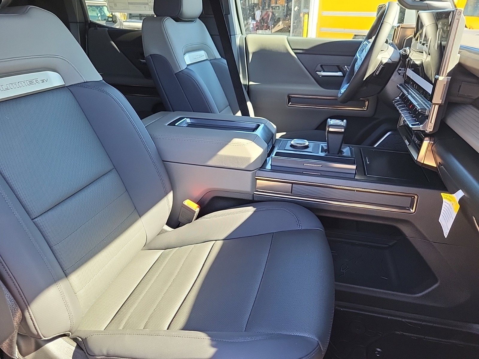 New 2025 GMC Hummer EV 2X w/ Extreme Off-Road Package image 10