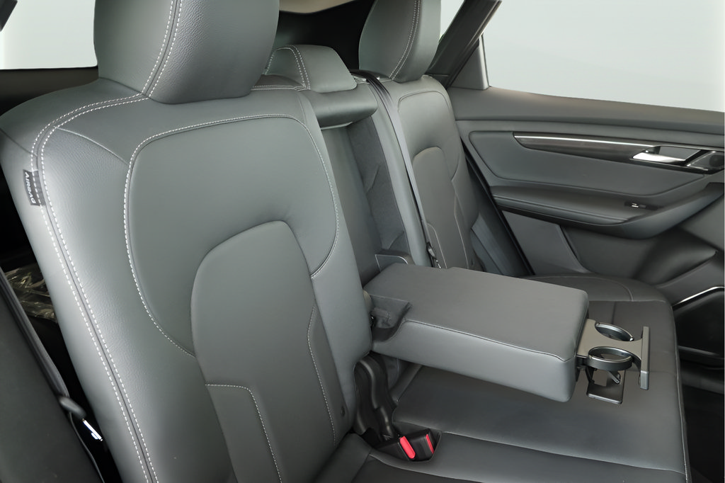 New 2025 VinFast VF 8 Eco AWD/4WD image 22