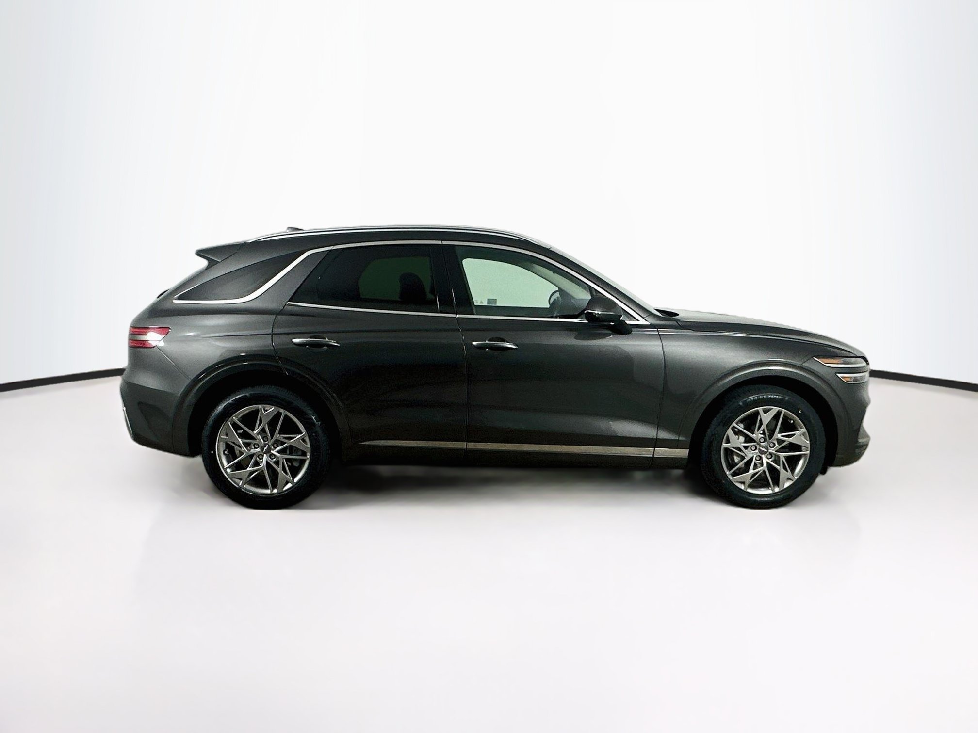 Used 2025 Genesis GV70 2.5T AWD/4WD image 10