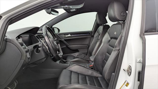 Used 2018 Volkswagen Golf R 4-Door AWD/4WD image 14