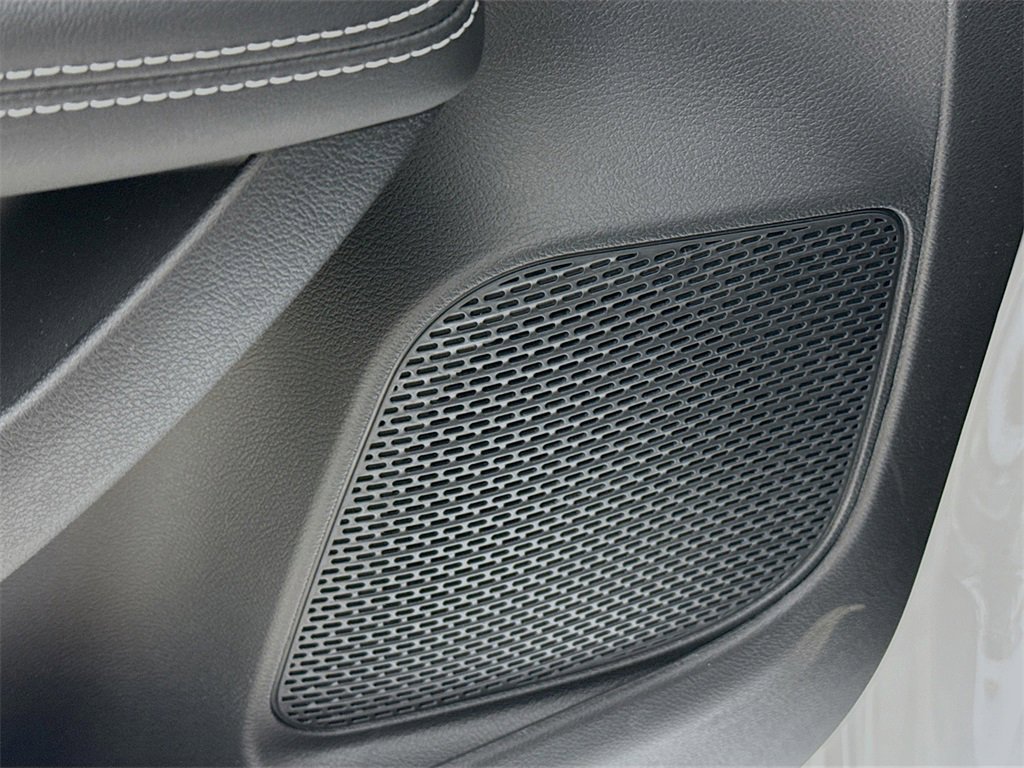 New 2026 Chrysler Pacifica Limited image 21