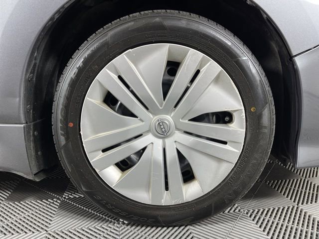 Used 2023 Nissan Leaf S image 14