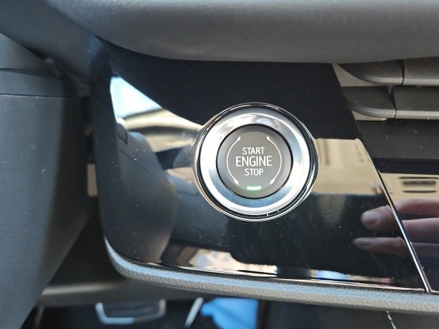 New 2025 Buick Envision Sport Touring image 32