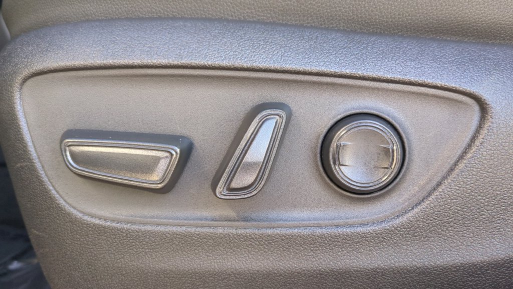 Used 2024 Toyota Grand Highlander FWD image 16