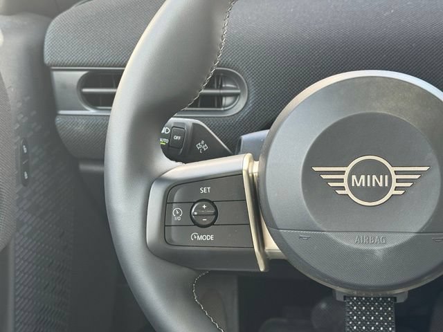 Certified 2026 MINI Cooper 2-Door Hardtop FWD image 22