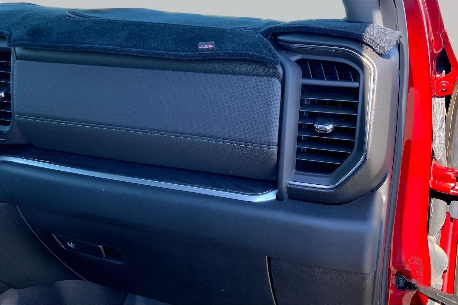 Used 2026 Chevrolet Silverado 2500 LTZ w/ Trail Boss Package AWD/4WD image 19