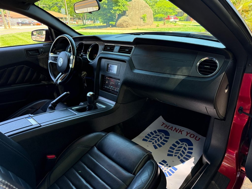 Used 2013 Ford Mustang Coupe RWD image 54