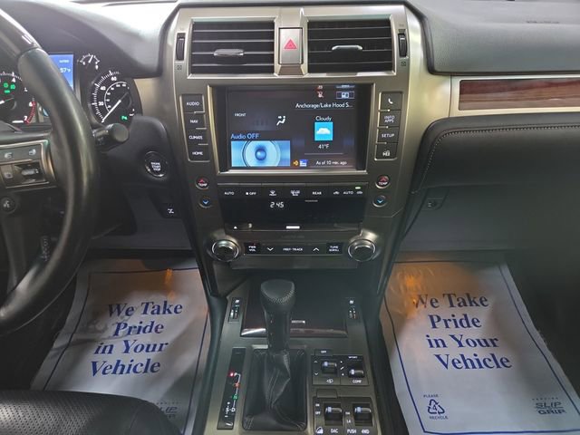 Used 2016 Lexus GX 460 Luxury w/ Preferred Accessory Package AWD/4WD image 11