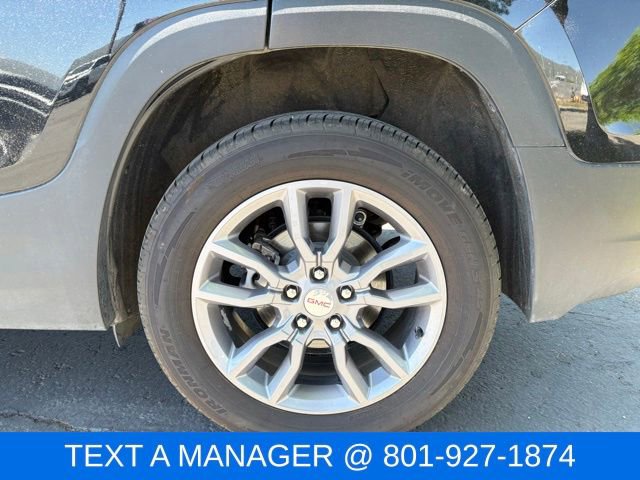 Used 2024 GMC Terrain SLT AWD/4WD image 14