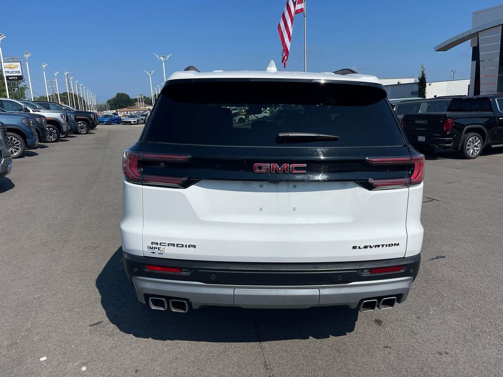 Used 2025 GMC Acadia Elevation FWD image 4