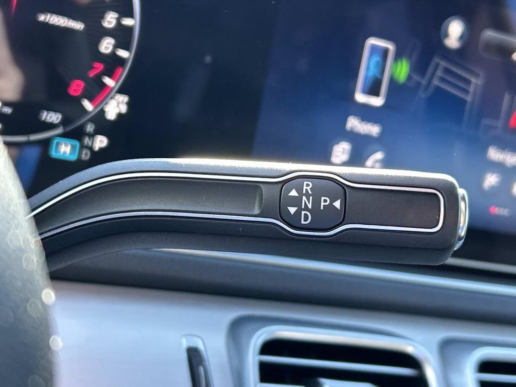 Used 2024 Mercedes-Benz GLE 450e 4MATIC image 32